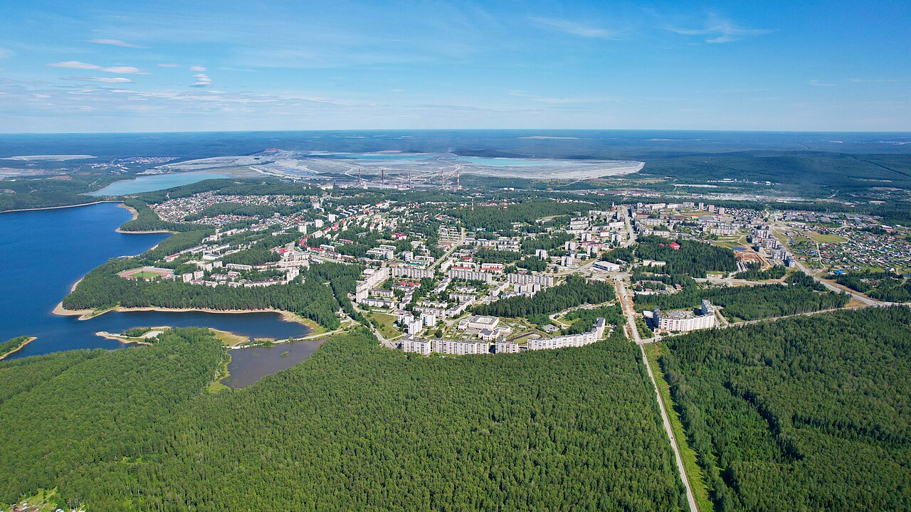 Вид на Качканар с высоты