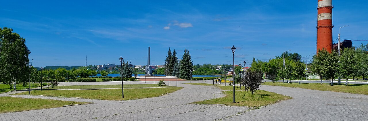 Площадь Победы в Реже